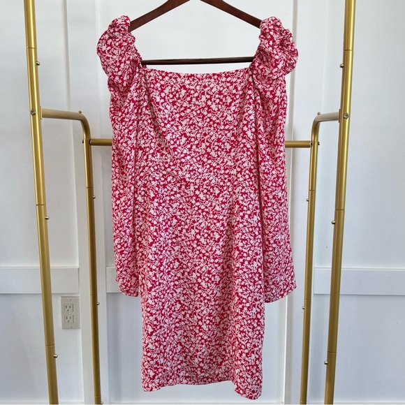 Leith Dresses & Skirts - Leith Puff Sleeve Long Sleeve Red Floral Minidress Size Medium